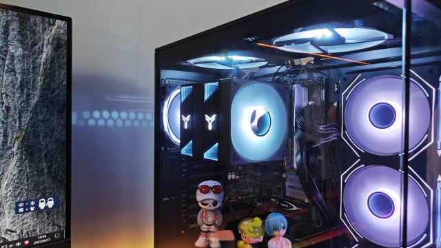 7热管双塔RGB风冷散热器，散热效果不输水冷！ 